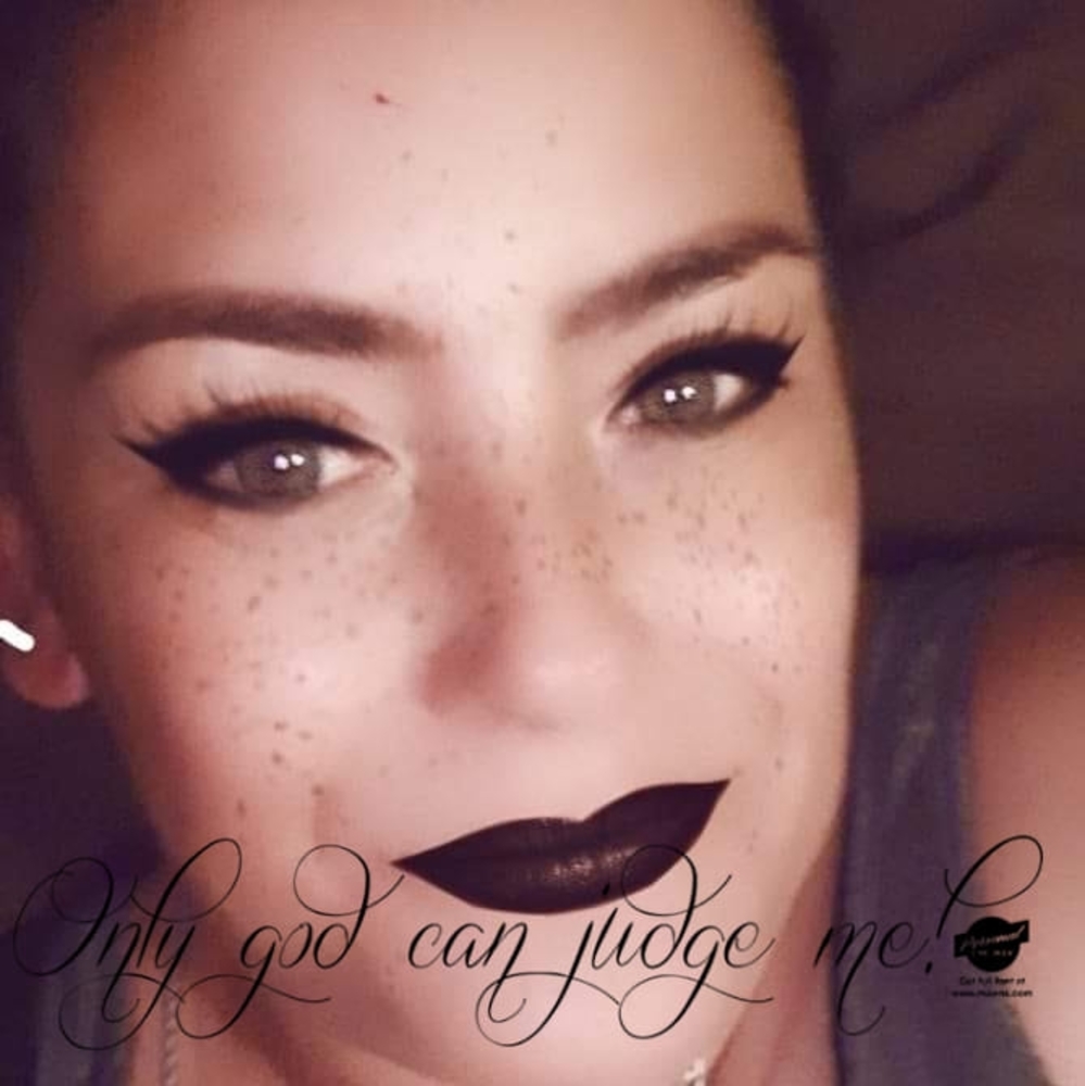 Meet your Posher, Reyna